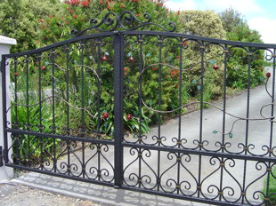 09 Rose Gates 002