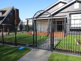 03 Fence 11